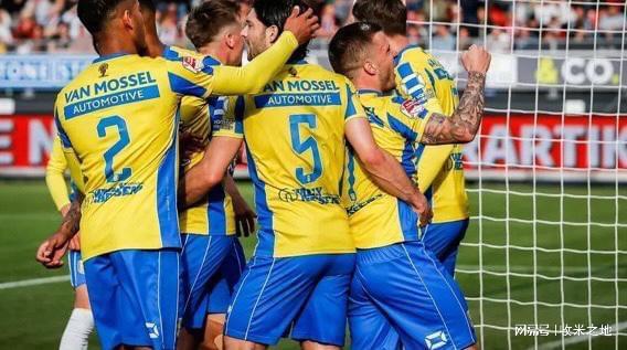 篮球员合作 篮球员合作