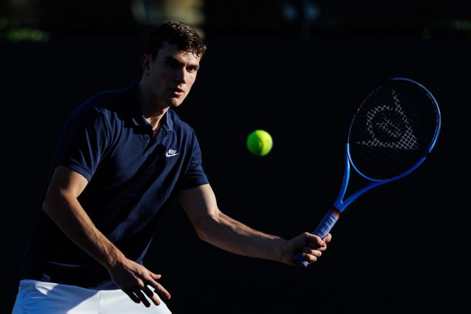 三名中卫的 三名中卫的