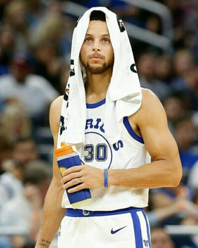 中国截然不 中国截然不